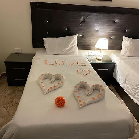 Plaza View Hostel At Tayyibah Екстер'єр фото