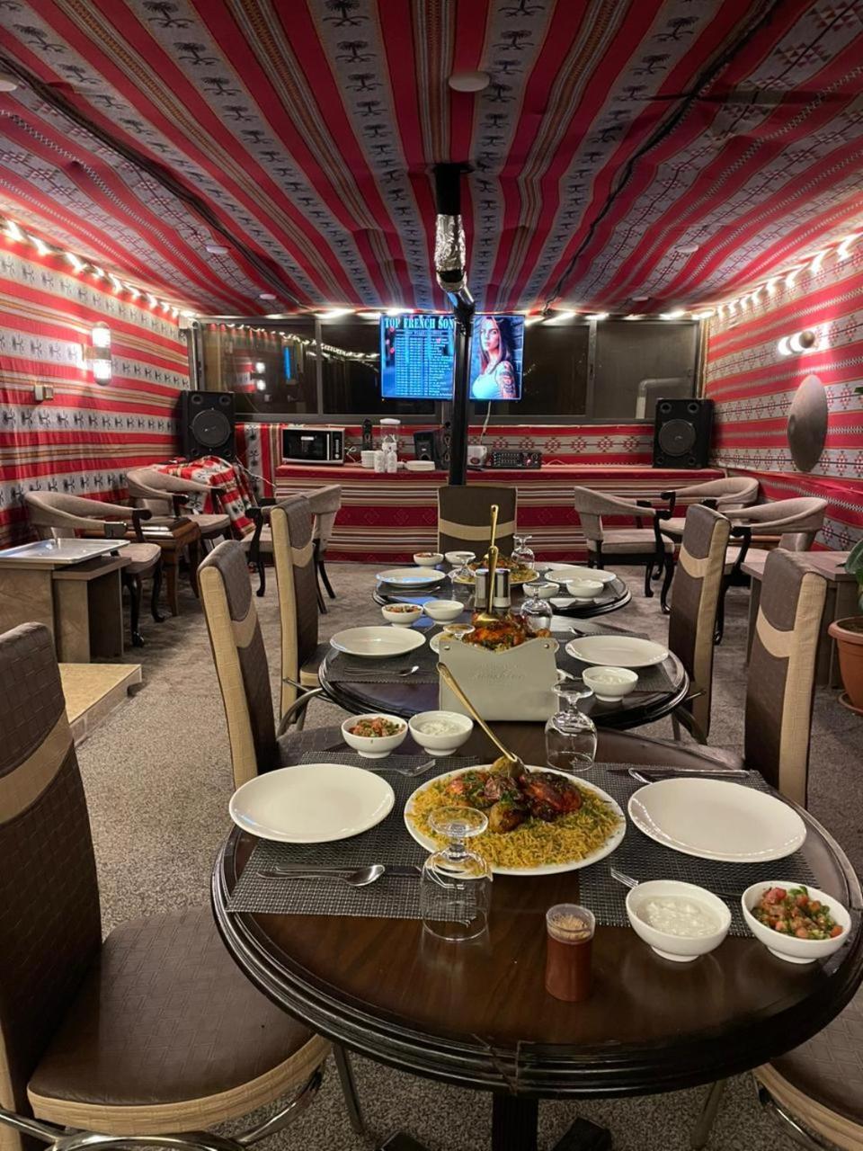 Plaza View Hostel At Tayyibah Екстер'єр фото